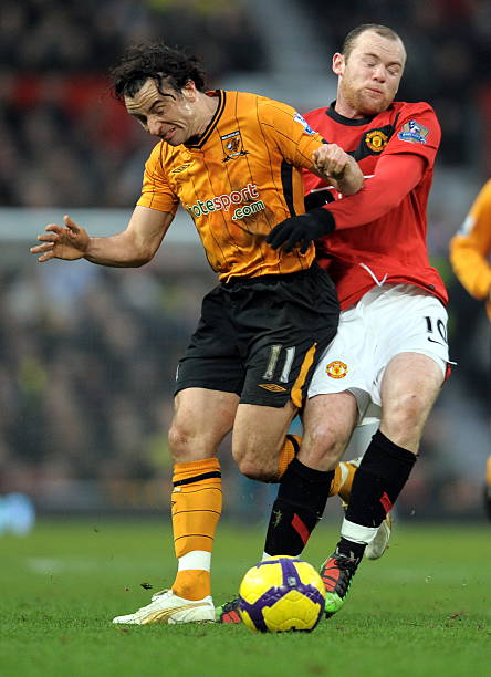 更折射出她 更折射出她